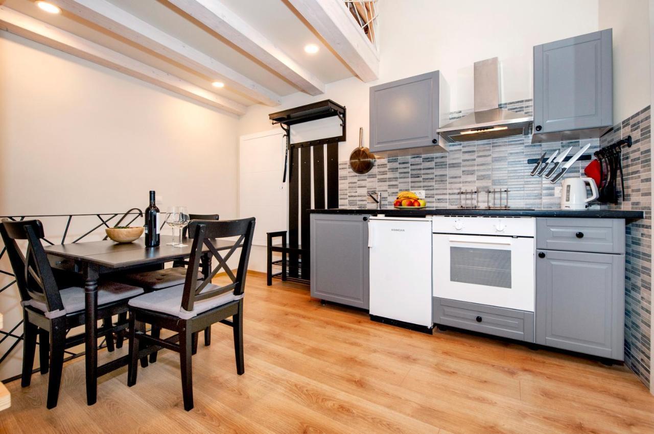 Apartments Carera 42 Rovinj Extérieur photo